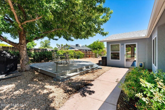 4860 N Treasure Cir, Prescott Valley, AZ 86314 - fenced backyard with a deck
