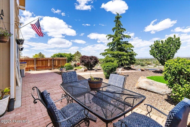 2360 W Bridle Path Rd, Prescott, AZ 86305 - view of patio with fence and outdoor dining area