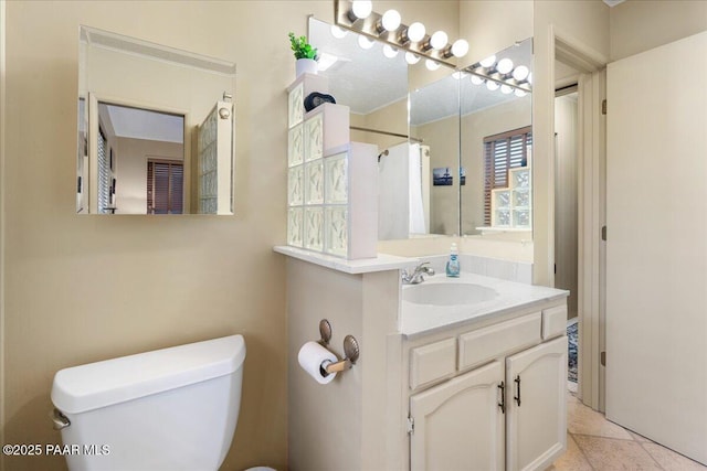 10875 E Manzanita Trl, Dewey-Humboldt, AZ 86327 - bathroom with toilet, vanity, and a shower with curtain