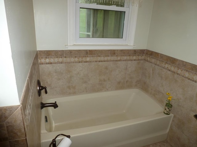 bathroom featuring a bathtub