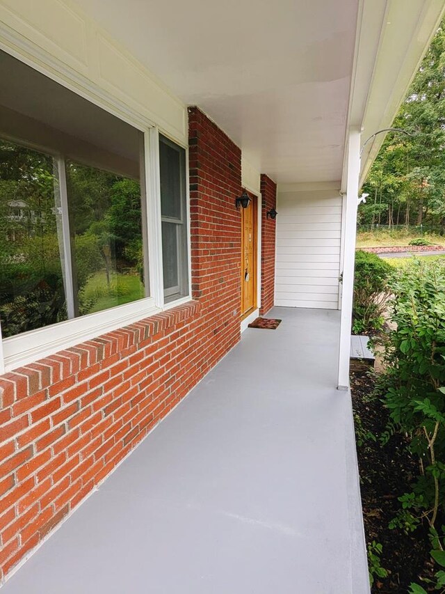 view of patio / terrace featuring covered porch