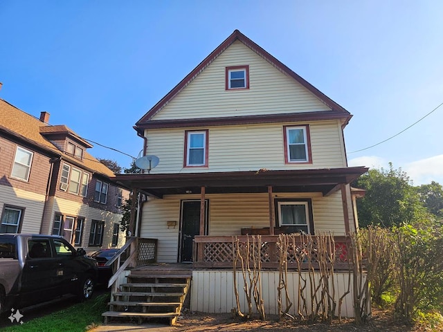 front facade featuring a porch