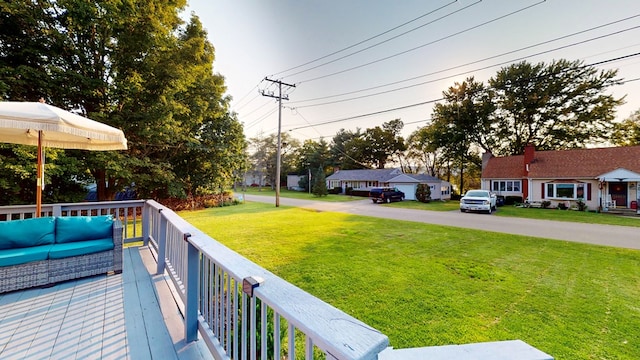 view of yard featuring an outdoor living space