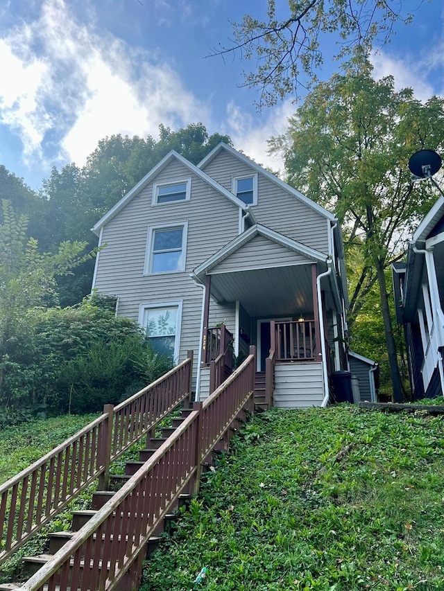 view of front facade with a porch