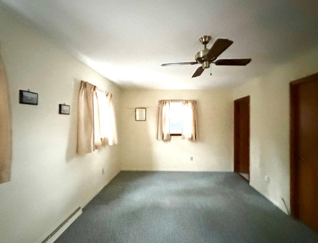 unfurnished room featuring carpet floors and ceiling fan