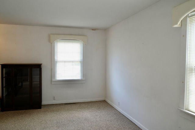 view of carpeted spare room