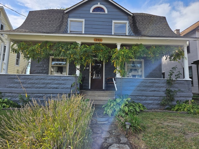 bungalow featuring a porch