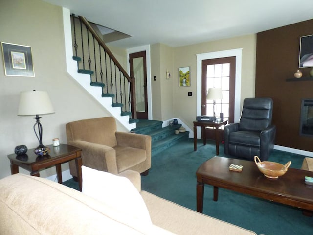 living room with carpet flooring