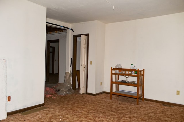 empty room with carpet