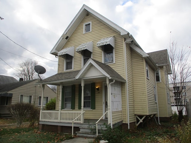 view of front of property featuring a porch