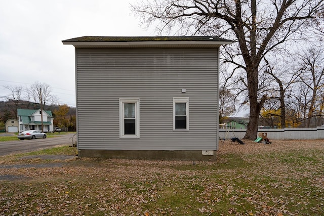 view of home's exterior