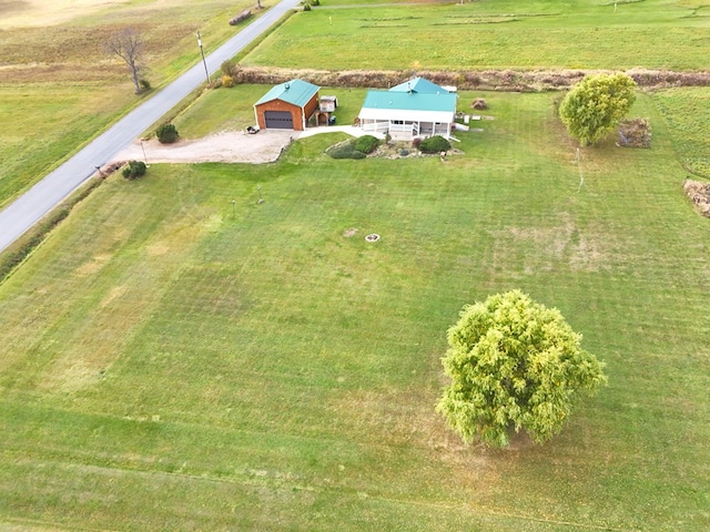 birds eye view of property featuring a rural view