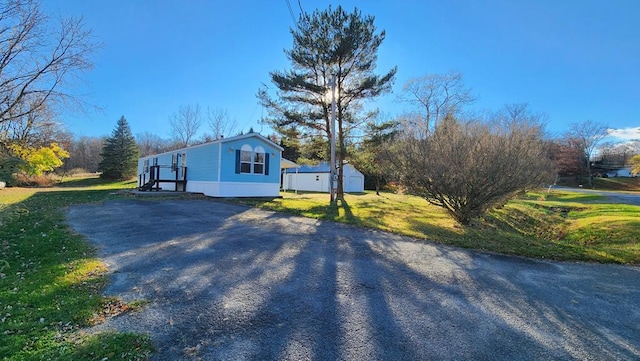 view of side of property