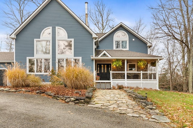 view of front of home featuring a porch