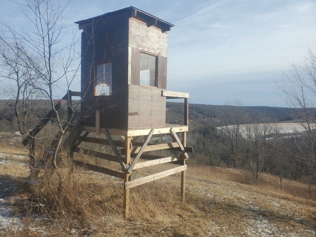 view of home's exterior