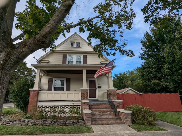 view of front facade with a porch