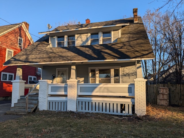 view of front of house featuring a porch