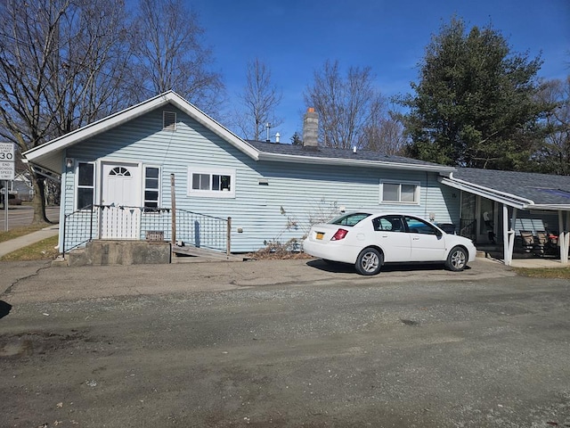 view of front of home