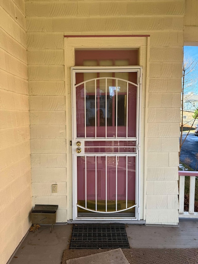 view of property entrance