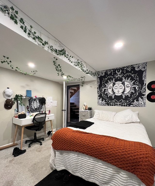 bedroom featuring carpet floors