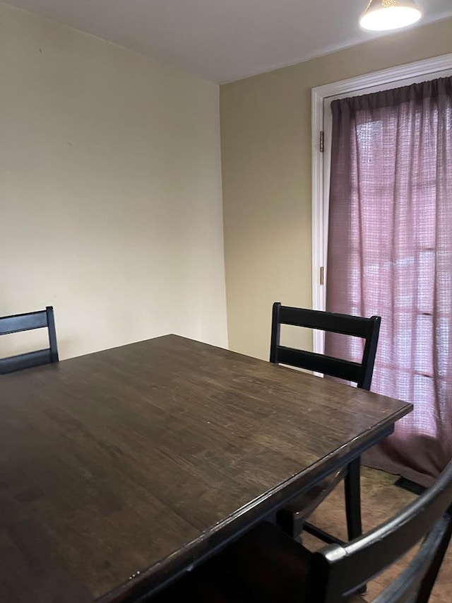 view of unfurnished dining area