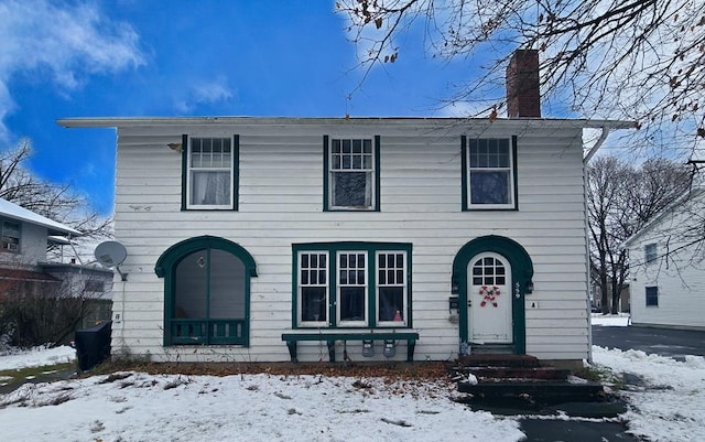 view of front of property