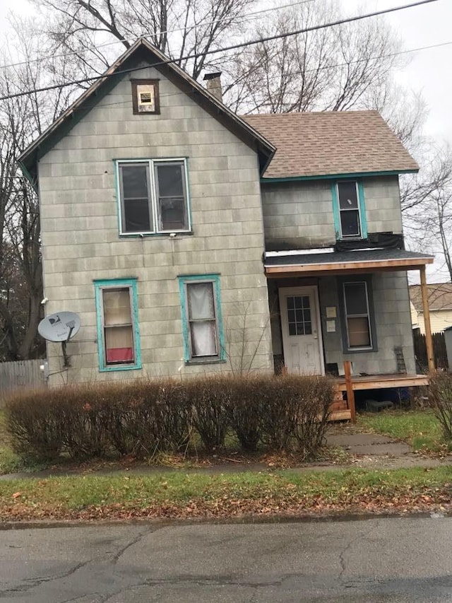 view of front facade with a porch