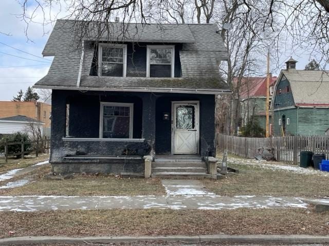 view of front facade with a porch