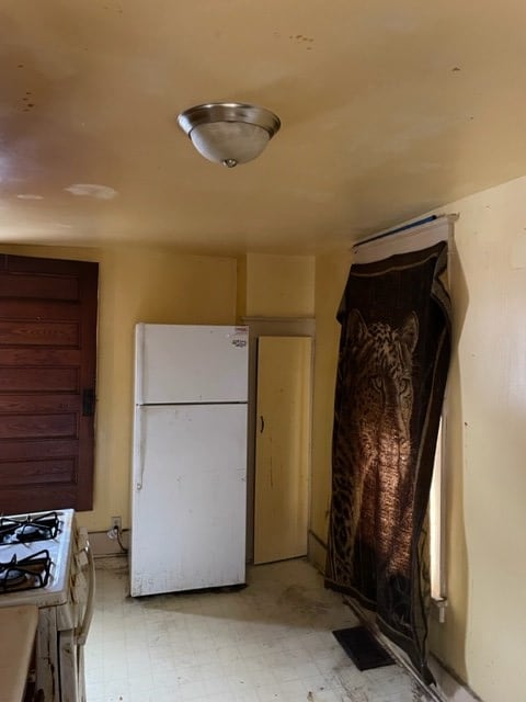 kitchen featuring white appliances