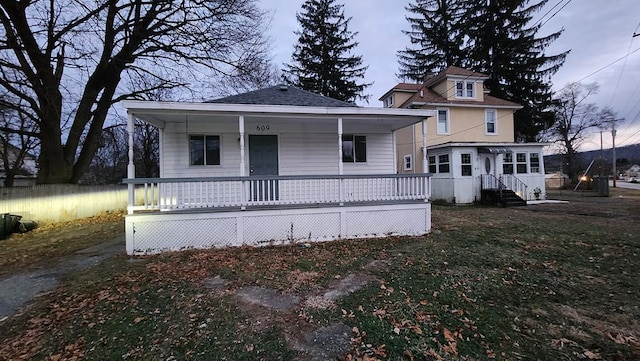 view of front of property with covered porch