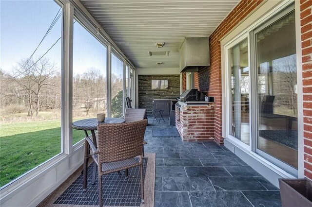 view of sunroom / solarium