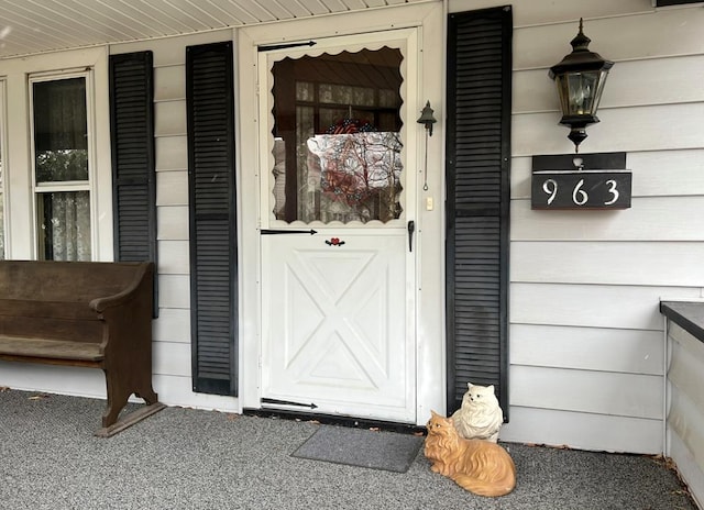 view of property entrance