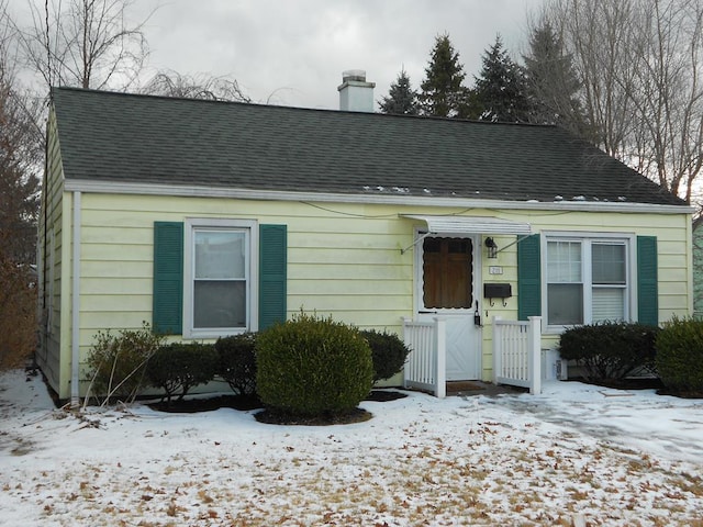 view of front of home