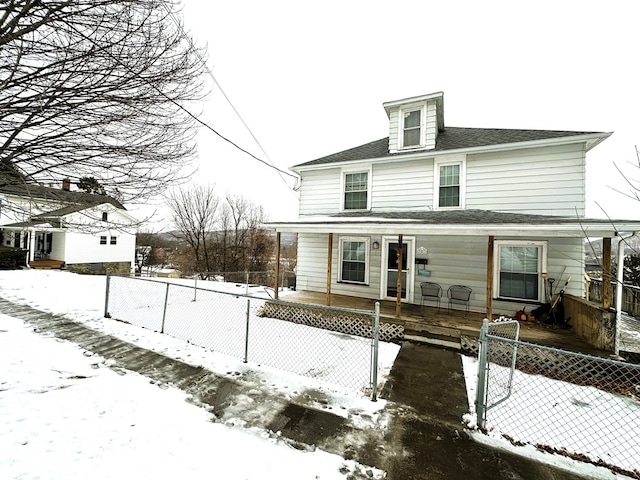 view of front of house featuring a porch