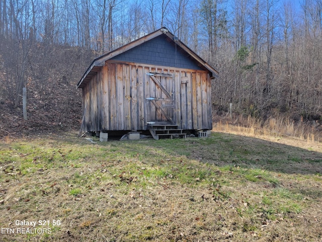 1359 Ditney Trl, Pioneer, TN 37847 - view of outbuilding featuring a wooded view