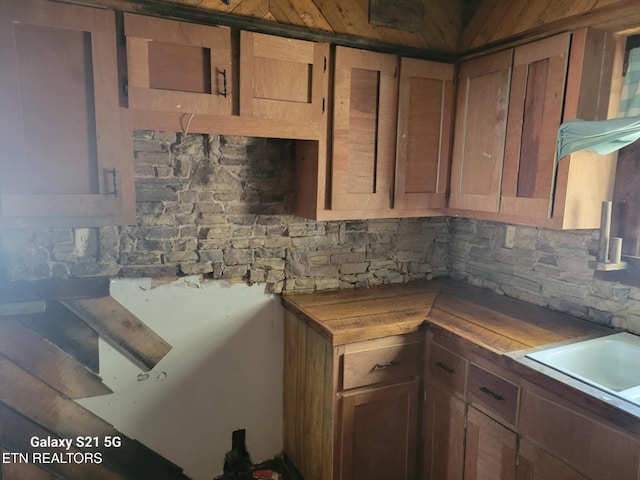 1359 Ditney Trl, Pioneer, TN 37847 - kitchen with decorative backsplash and a sink