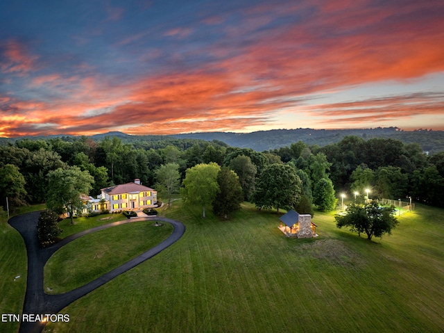 view of aerial view at dusk