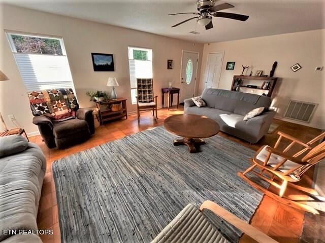 496 Yonside Dr, Sparta, TN 38583 - photo 6