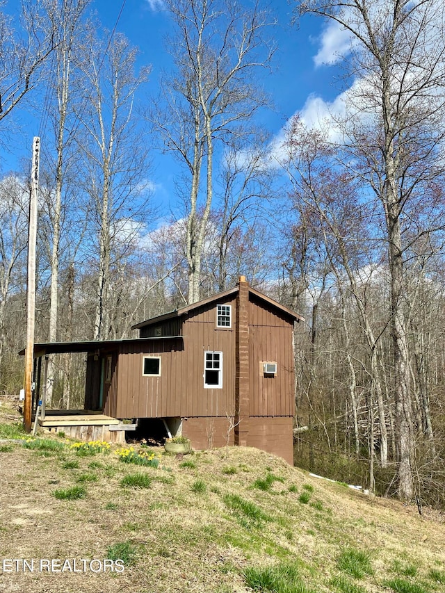 view of shed / structure