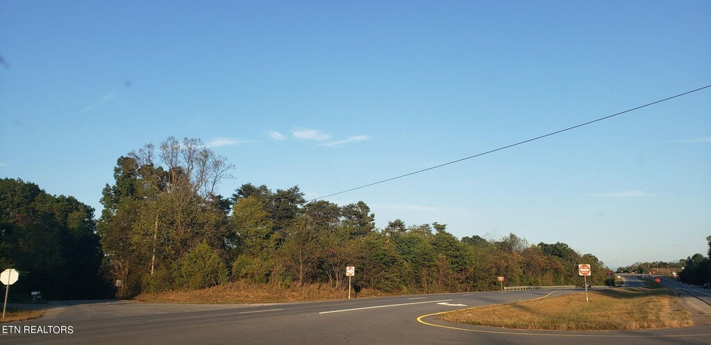 2441 S Carver Rd, Maryville, TN 37801 - photo 1