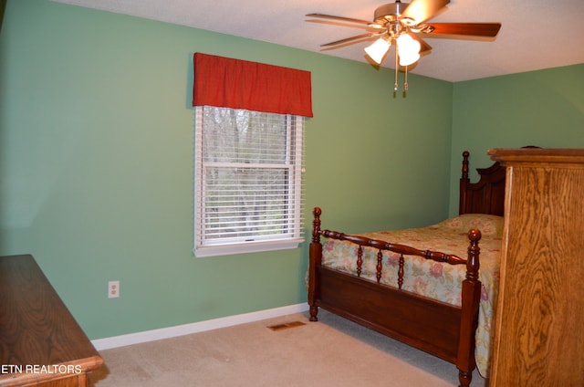 bedroom featuring carpet and ceiling fan