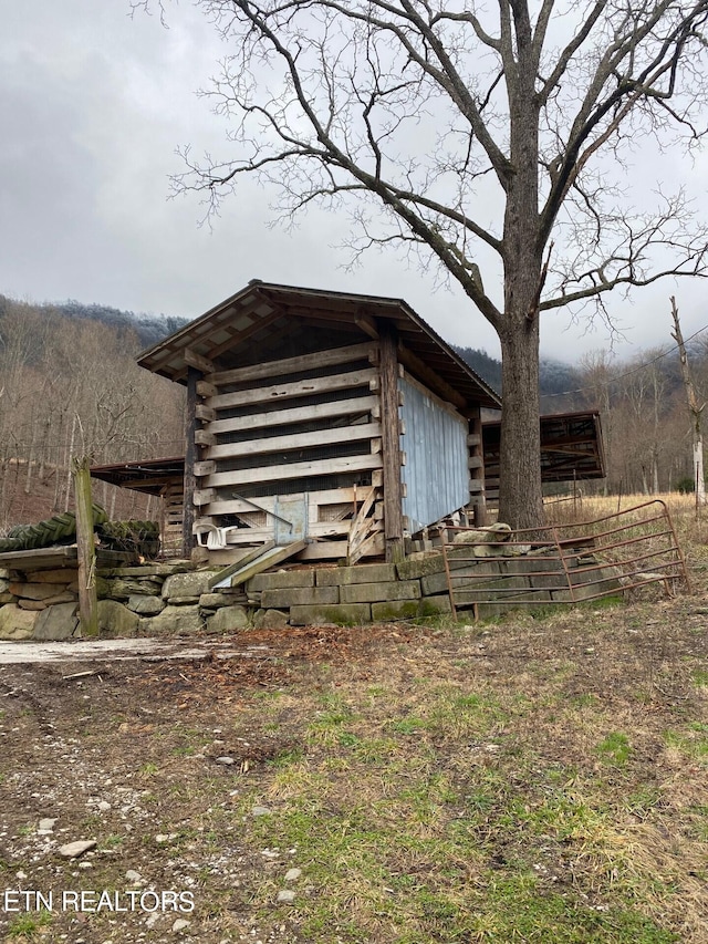 view of shed / structure