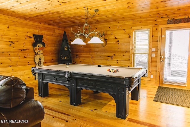 playroom with pool table, plenty of natural light, light hardwood / wood-style floors, and wooden ceiling