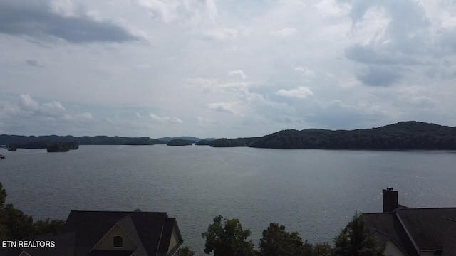 Listing photo 3 for LOT396 W Mountain Dr, Rockwood TN 37854