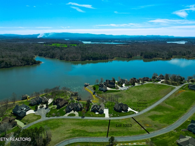 Listing photo 2 for 210 Starling Dr, Vonore TN 37885