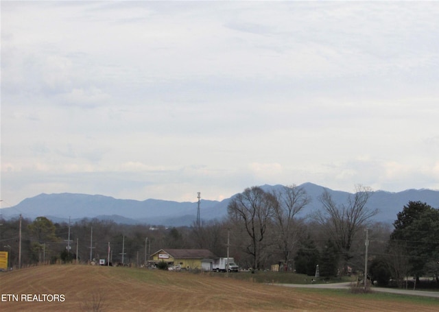 E Lamar Alexander Pkwy, Maryville, TN 37803