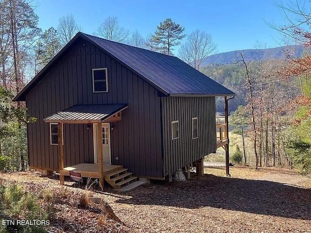 view of shed / structure