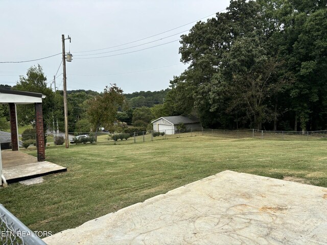 view of yard with a patio area