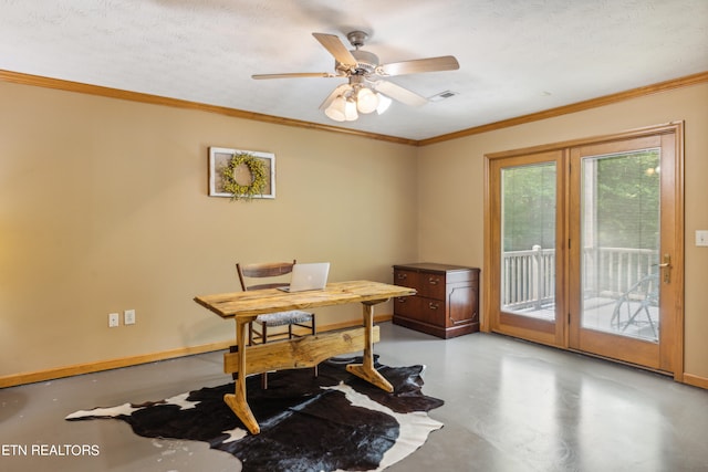 office space featuring crown molding, ceiling fan, concrete flooring, and a textured ceiling