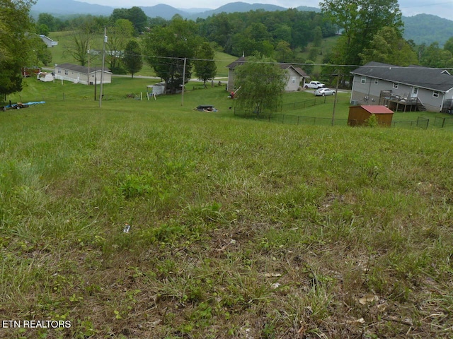 Listing photo 2 for Della Ln, Tazewell TN 37879